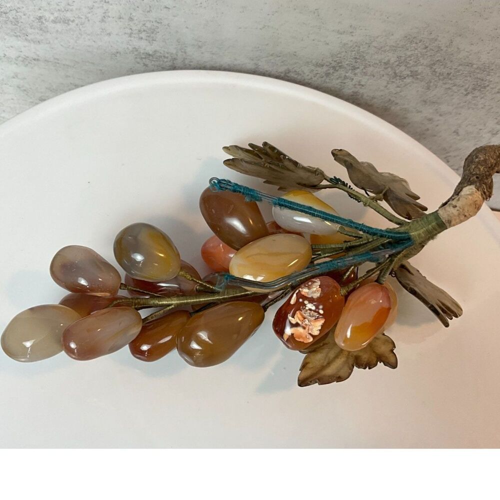 Jade grape cluster amber colored MCM Vintage - Picture 3 of 4
